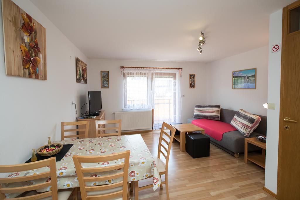 Apartmaji Matej Cvetek بوينج المظهر الخارجي الصورة