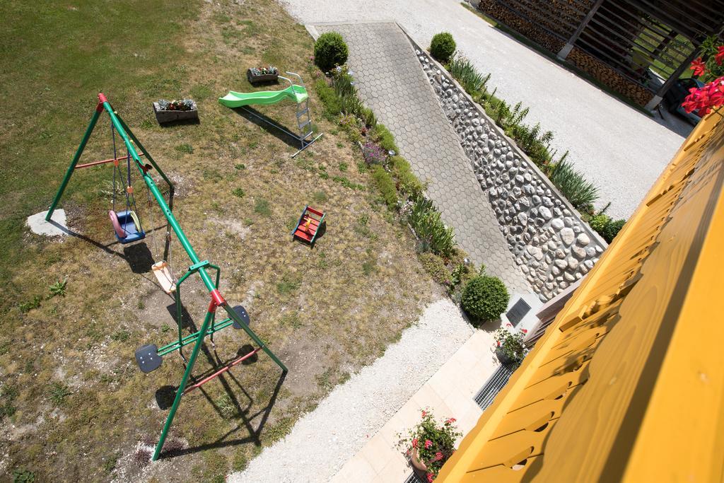 Apartmaji Matej Cvetek بوينج المظهر الخارجي الصورة