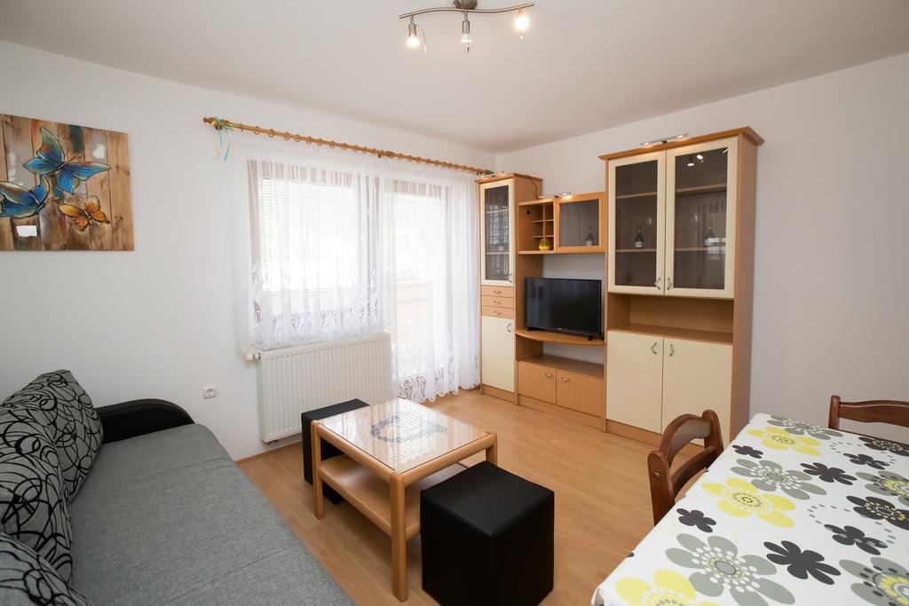 Apartmaji Matej Cvetek بوينج المظهر الخارجي الصورة